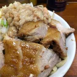 小ラーメン豚増し麺増しニンニクマシマシヤサイアブラ