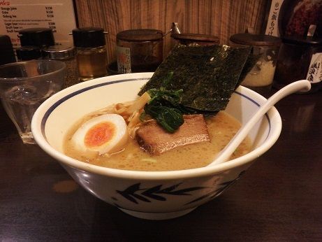 「ハーフラーメン」@横濱家 たまプラーザ店の写真