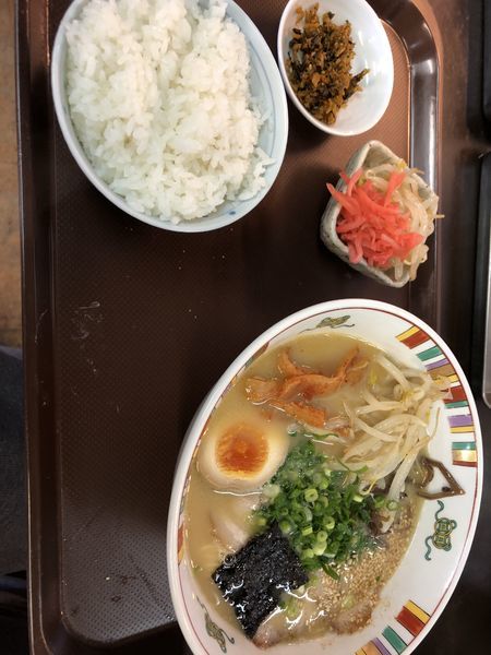 「特製ラーメン ご飯セット910円」@なかつ宝来軒 別府店の写真