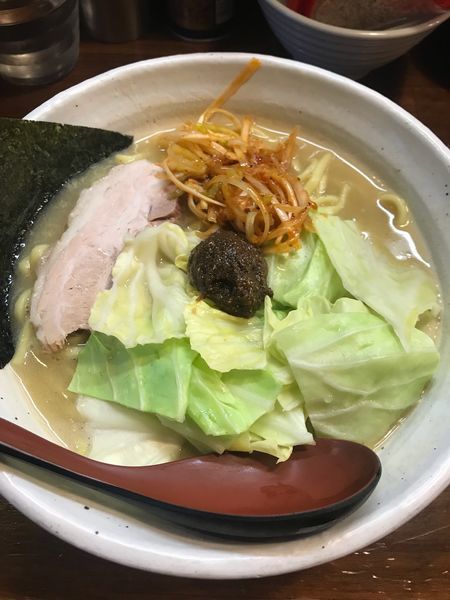 「熟成練り醤油らーめん」@『   』（無銘）の写真