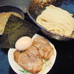 三ツ矢堂製麺 静岡流通通り店の画像