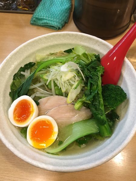 「柚子塩ラーメン 野菜大盛り」@らーめん 桑嶋の写真