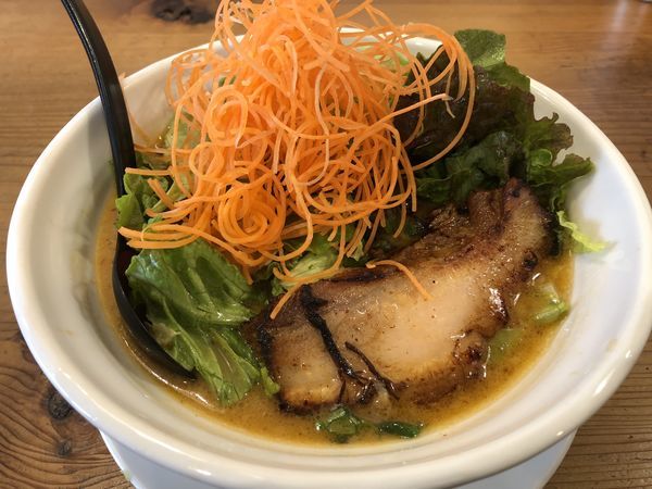 「ターローレタス・スパイシー麺　￥９８０」@たっちゃんらーめんの写真