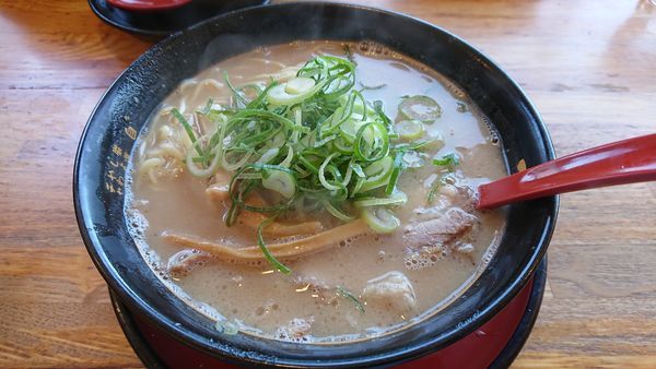 「特製ラーメン@580円」@豚旨 うま屋ラーメン 春日井本店の写真