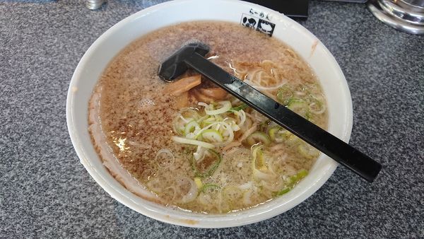 「醤油らーめん750」@らーめん涌井の写真