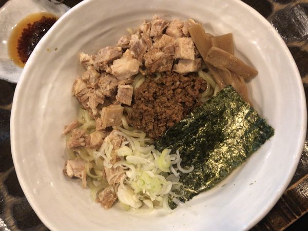 「油そば肉のせ 880円」@油そば 油虎の写真