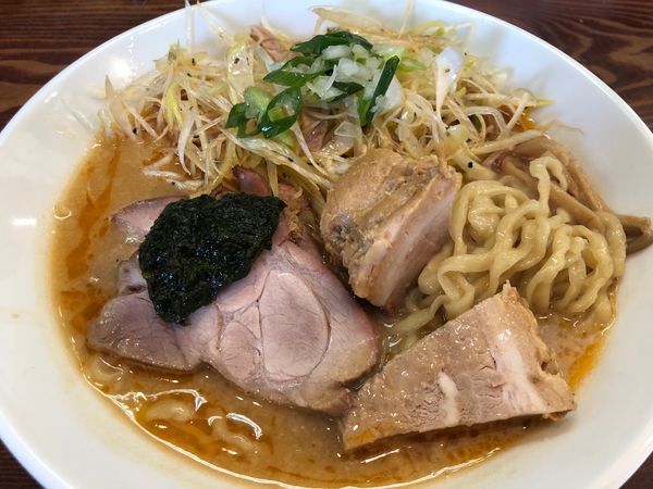 「味噌拉麺850円、辛ネギトッピング150円」@良温(Ra-on)の写真