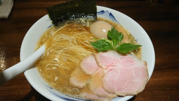「中華そば　サービスチケット味玉 ７５０円」@純水煮干し中華そば 幻庵の写真