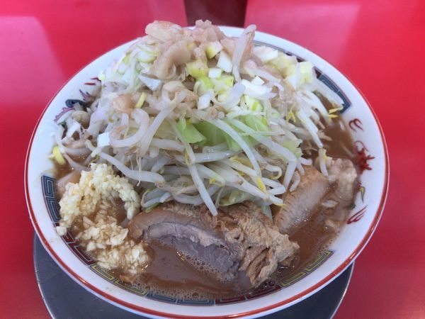「ラーメン並盛り(全部と豚)780円」@ジャンプの写真