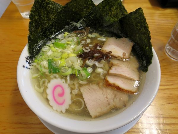 「中華そば ６５０円 ※平打ち麺」@中華そば 馥の写真