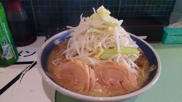 「らーめん・大盛　￥９００」@ラーメン107の写真
