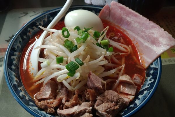 「辛味噌ラーメン尻泣かせ」@昭和の写真