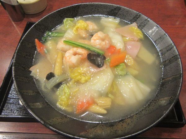 「エビらーめん（９８０円）＋ちょい飲みセット１０５８円」@中華料理 ゆきむら 真鍋店の写真