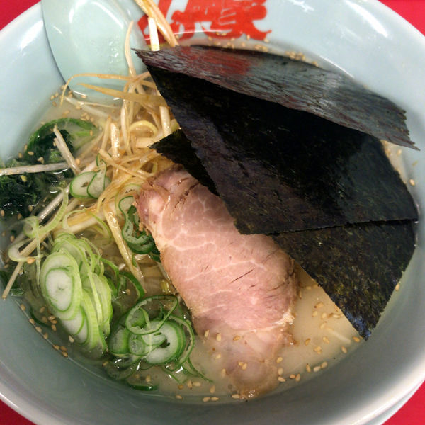 「塩ラーメン　650円　味付ネギ」@ラーメン山岡家 大泉店の写真