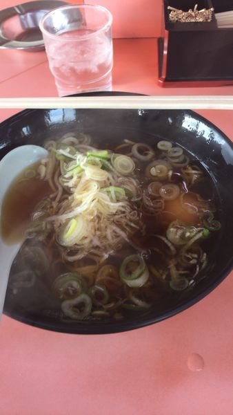 「月見蕎麦」@ラーメンショップ たつみや 麻溝台の写真