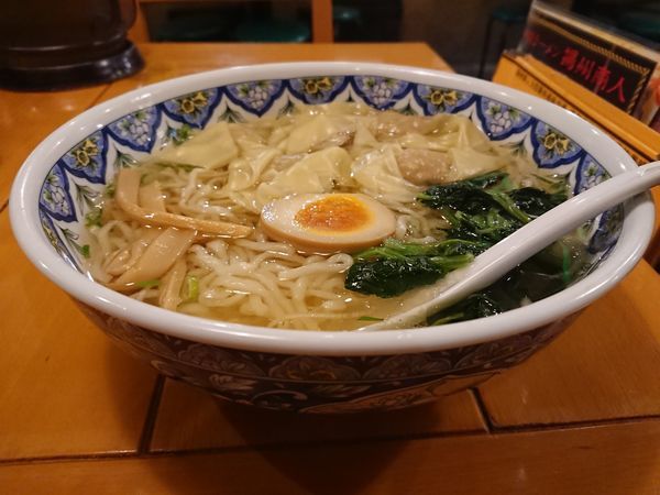 「塩ワンタン麺(揚州麺)」@中国ラーメン 揚州商人 町田店の写真