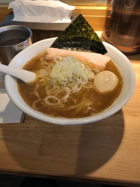 「白湯ラーメン」@らーめん 月の兎影の写真