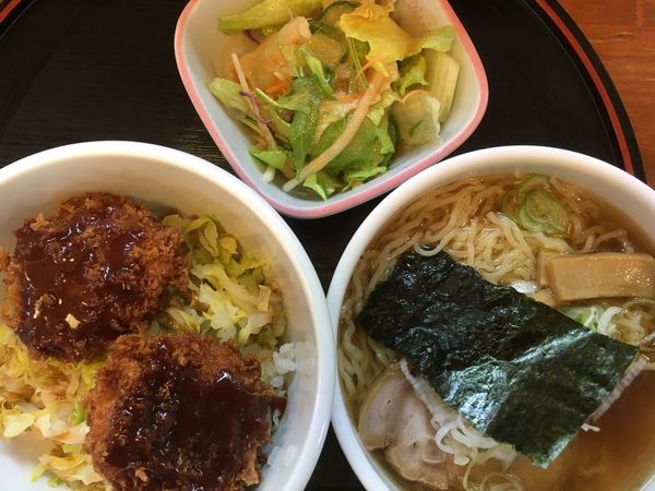 「ミニミニセット 890円」@食房 つしまの写真