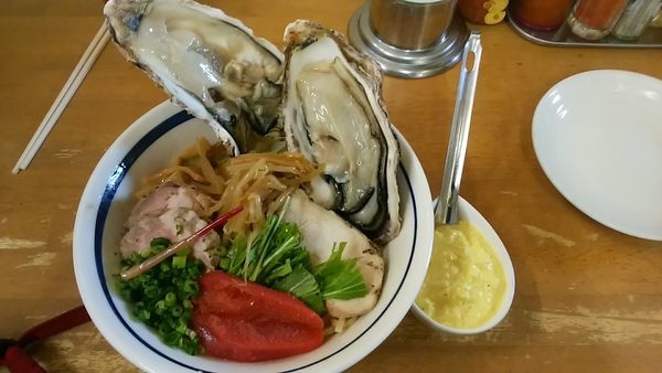 「(気まぐれ限定)活牡蠣和え蕎麦 B 牡蠣2コ＋一本タラコ」@MENYA 食い味の道有楽の写真