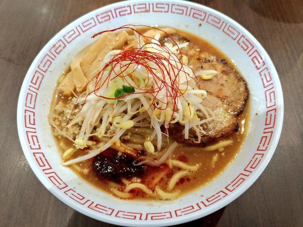「沖縄ラーメンSHOW限定 伊平屋島おこし 旨辛味噌ラーメン」@麺屋 はちれんの写真