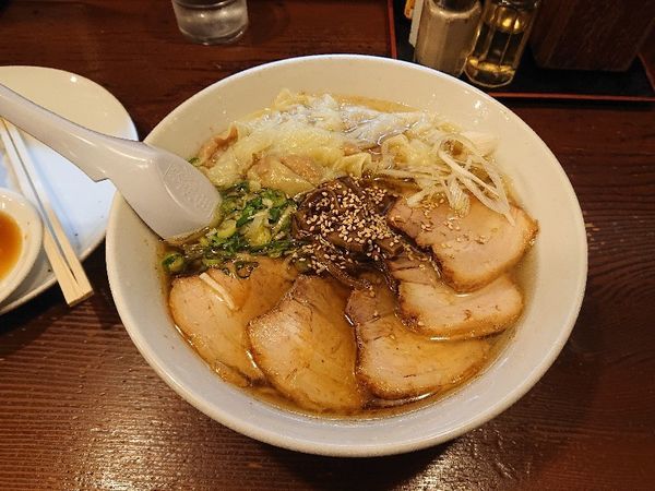 「ワンタンチャーシューメン」@一番軒の写真