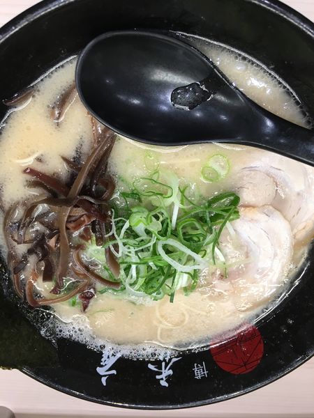 「らーめん バリカタ」@博多禿鷹の写真