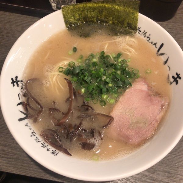 「らーめん 650円」@博多長浜らーめん いっきの写真