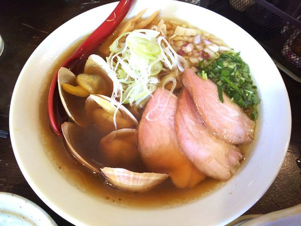 「青柳の中華そば　800円」@立ち呑み居酒屋 金町製麺の写真