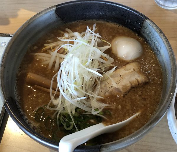 「烈火唐神味噌らぁめん＋煮タマゴ（￥810＋￥100）」@製麺食堂 あぶみの写真