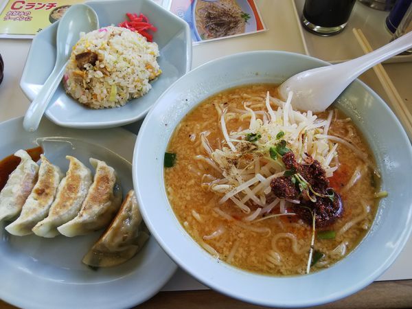 「Ｂランチ（みそラーメン＋半チャーハン）　＋餃子：１０円券」@くるまやラーメン 松本渚店の写真
