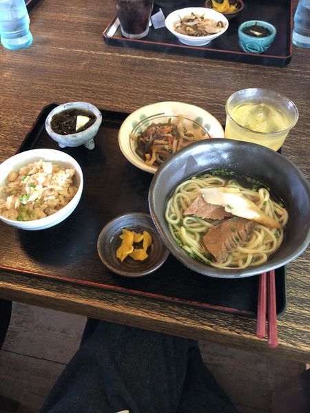 「宮古そばセット」@古謝そば屋の写真