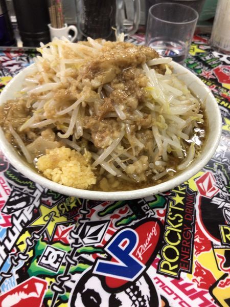 「豚ラーメン小、ニンニク少なめ野菜ちょいまし」@麺や 盛多の写真