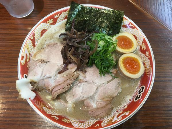 「濃厚ラーメン白(太麺大盛)+キムマヨ丼」@ラーメンかなやの写真