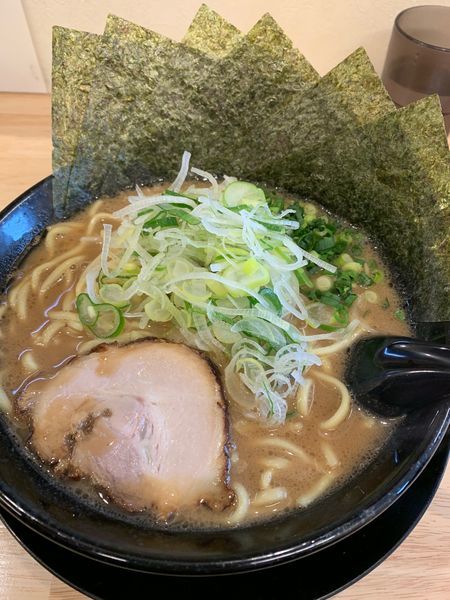 「ラーメン中盛、ライス、のり」@らーめん  破ぐん星の写真