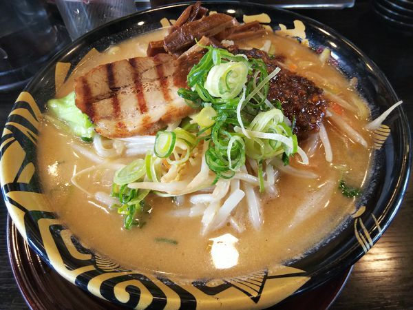 「元祖たれ味噌らーめん　（麺大盛り）」@ハルピン味噌らーめん 雷蔵の写真