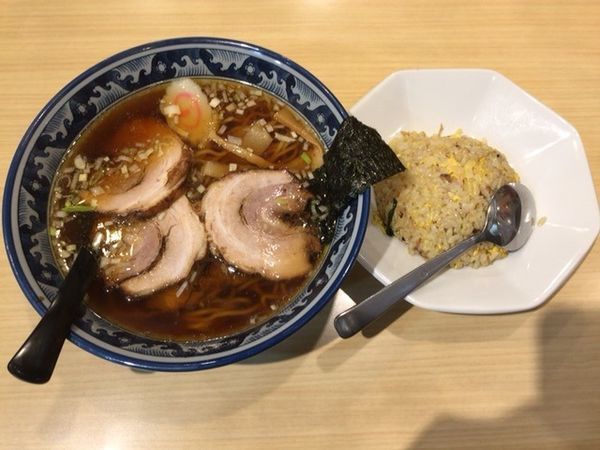 「半チャンラーメン＋チャーシュー」@福徳の写真