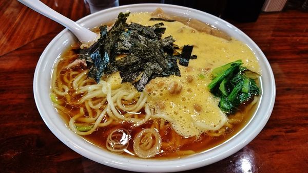 「納豆らあめん+大盛り」@らあめん大安の写真