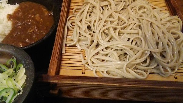 「（小）カレーセット（冷） 570円」@十割蕎麦 嵯峨谷 浜松町店の写真