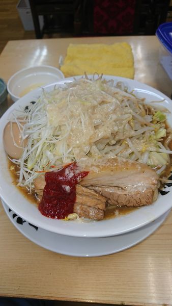 「ピリ辛ガッツリらーめん」@らーめん志恩の写真