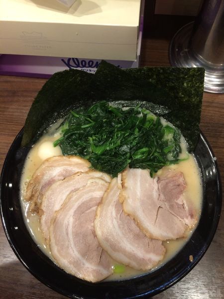 「チャーシュー麺 大 ほうれん草」@代々木商店 2号店の写真