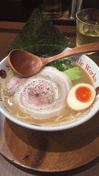 「ラーメン」@Noodle Works -BALI- 藤沢店の写真