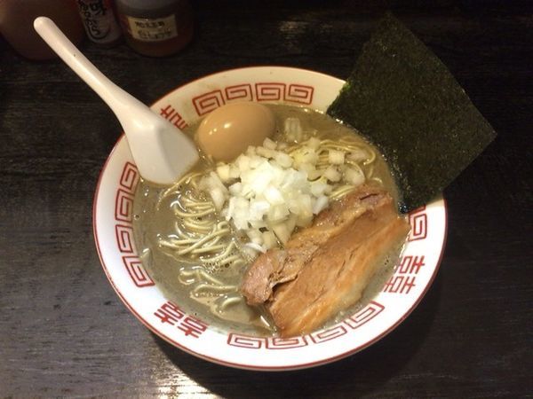 「濃厚中華ソバ＋味玉」@中華ソバ 伊吹の写真