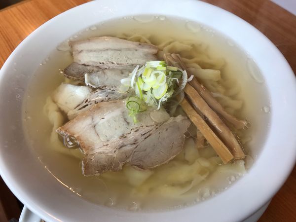 「会津山塩ラーメン 手打麺  780円」@うえんで食堂の写真