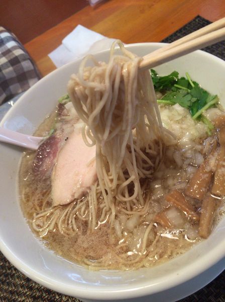 「背脂煮干しそば」@寛～くつろぎ～の写真