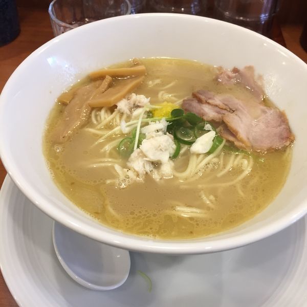 「濃厚鯛塩らーめん」@鯛塩らーめん 狛龍の写真