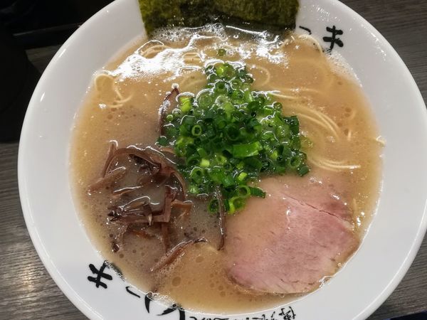 「ラーメンハリガネ650」@博多長浜らーめん いっきの写真