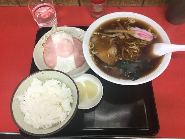「ラーメン定食A【ラーメン＋半ライス＋ハムエッグ】(￥650)」@冨士中華そばの写真