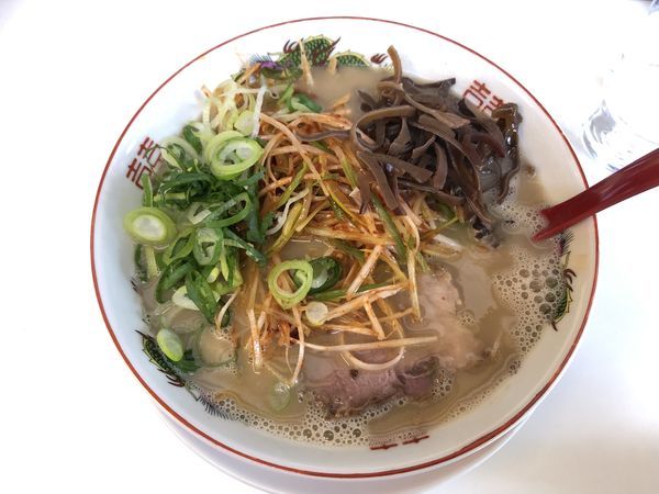 「メロディラーメンピリ辛白髪ネギ」@メロディー 本店の写真