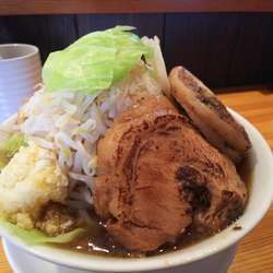 ラーメン750円