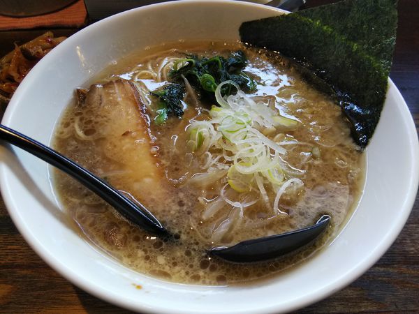 「醤油　※細麺」@信州麺屋 とんずら －カエン－の写真